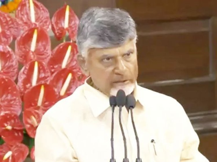 TDP के चंद्रबाबू नायडू ने नरेंद्र मोदी को बताया सही समय पर सही नेता